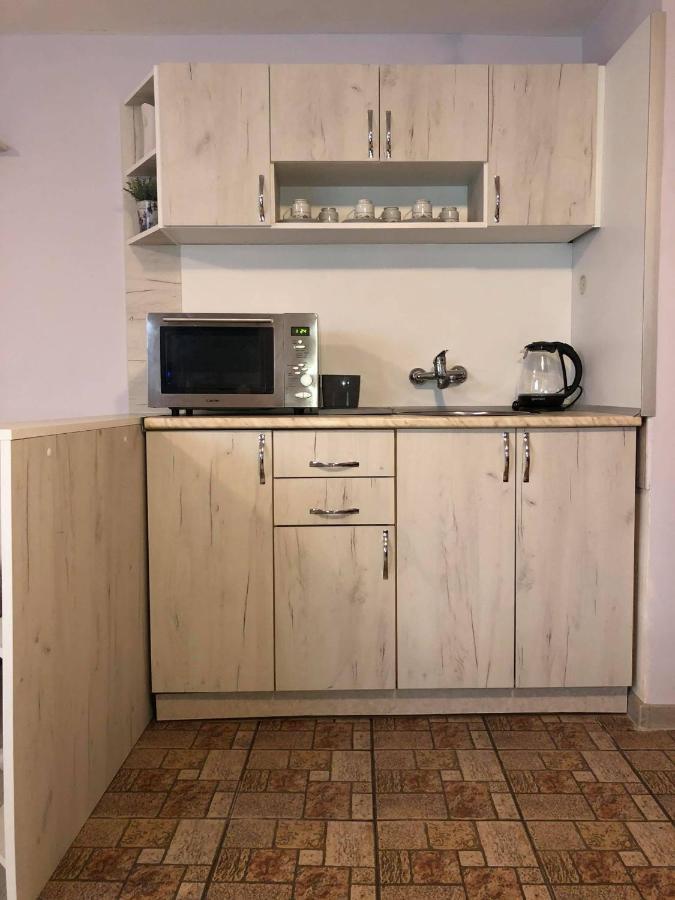 Comfy Studio Apartment By The Flower Market Varna Exterior foto